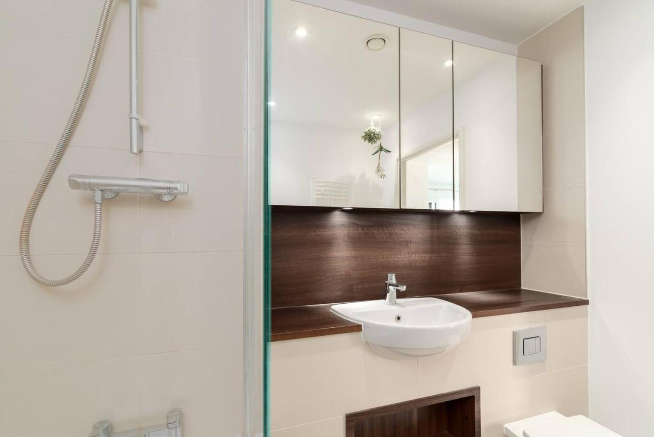 Joivy Lovely Studio Flat With Terrace In Southeast London Exterior photo