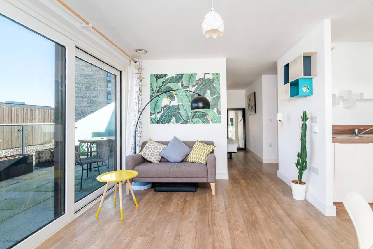 Joivy Lovely Studio Flat With Terrace In Southeast London Exterior photo